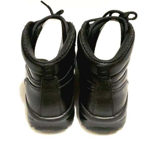 Nike Manoa working, hiking black leather boots for men size 11 us